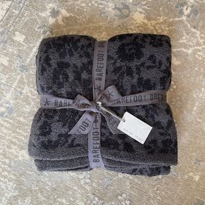 Barefoot Dreams CozyChic Barefoot in the Wild Throw - Graphite Carbon